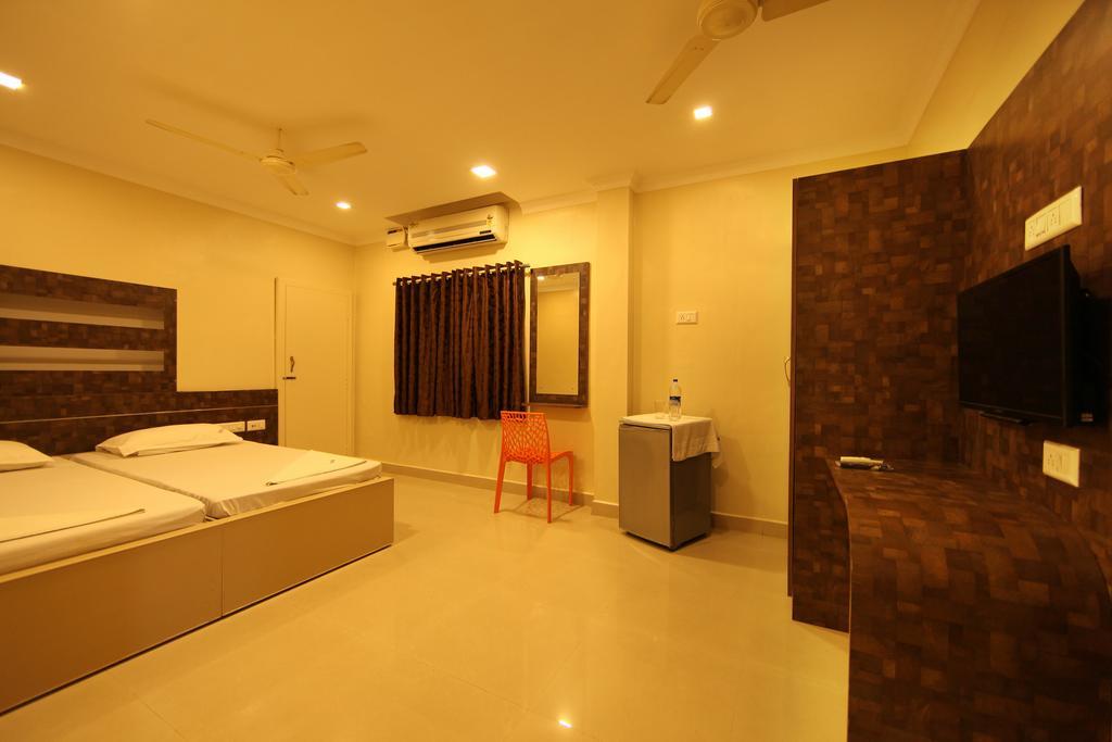Pearl Guest House Chennai Room photo